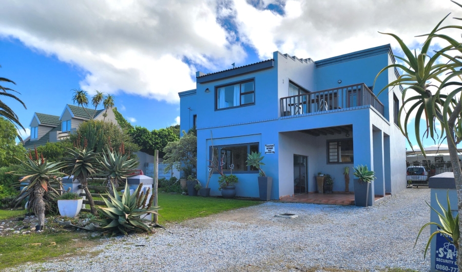 4 Bedroom Property for Sale in Kleinbaai Western Cape